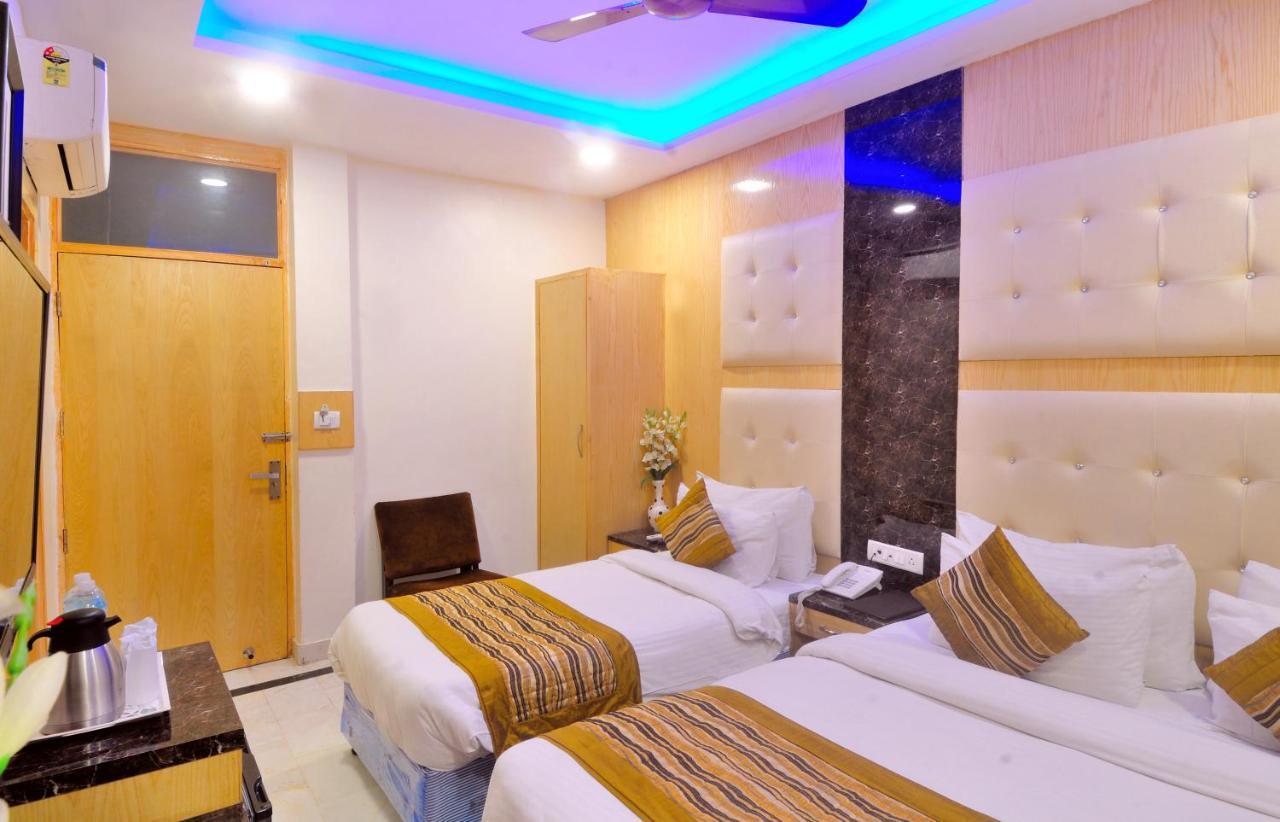 Hotel Karlo Kastle - Paharganj - New Delhi Exteriör bild